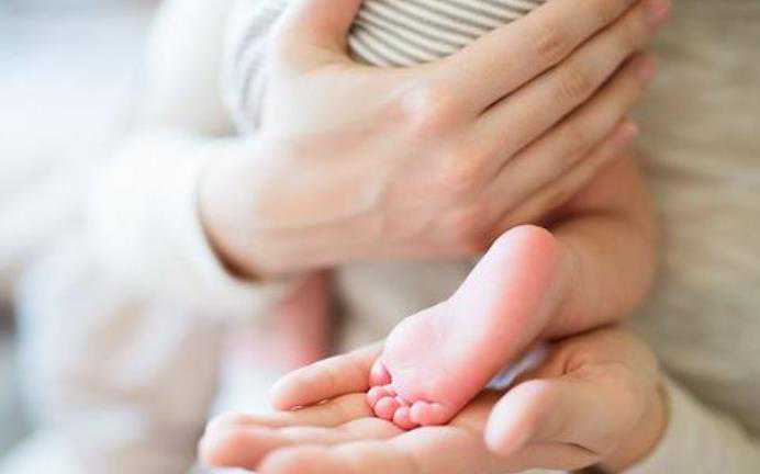 有代生孩子吗,在定州市有医院能做助孕试管婴儿吗？